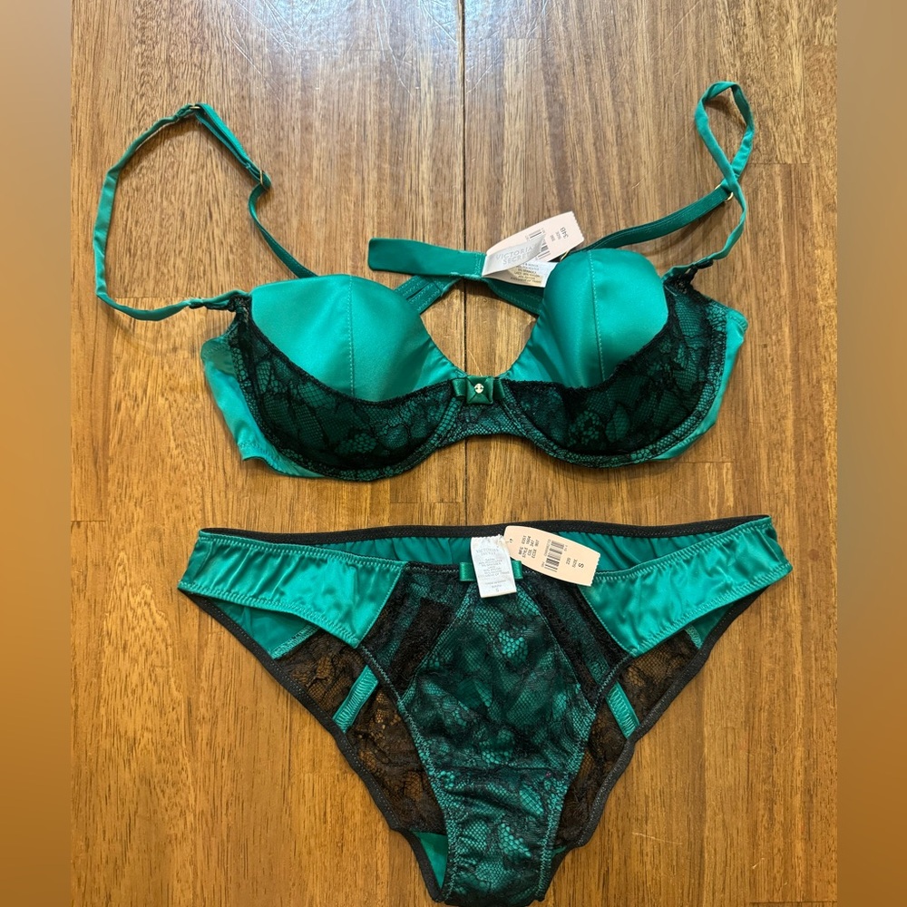 Vintage Victoria’s Secret Lingerie!